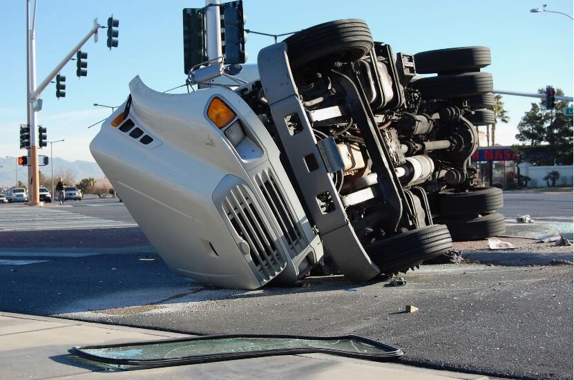 accident-lawyer-truck_10